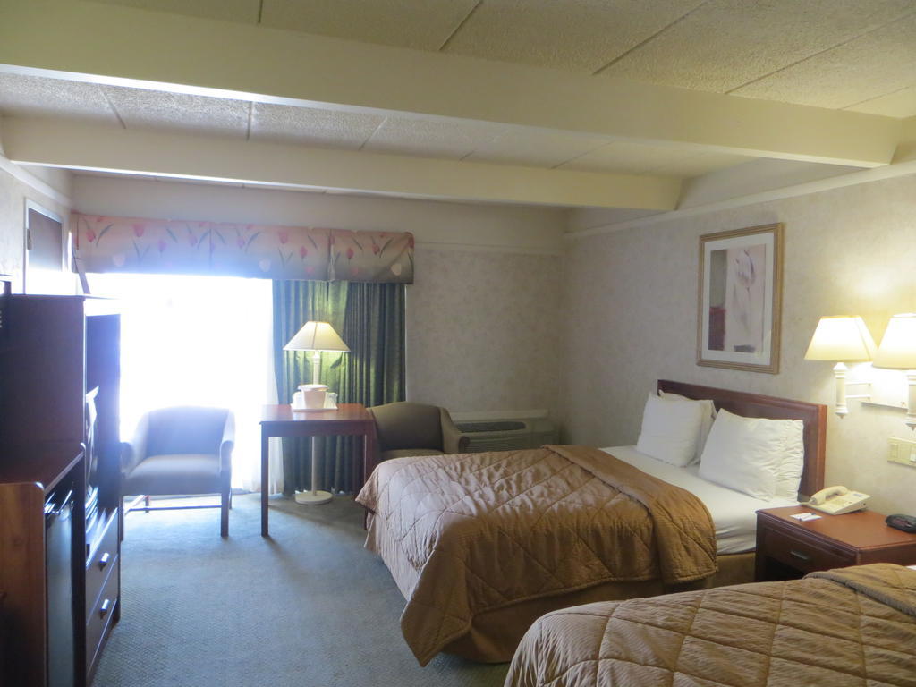 Rodeway Inn Скокі Екстер'єр фото